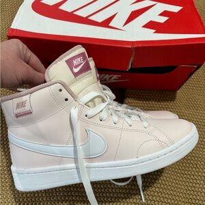 Nike Women's High-Tops 6 Pink